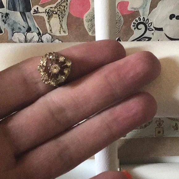 Antique beautiful crown ring - Picture 8 of 11